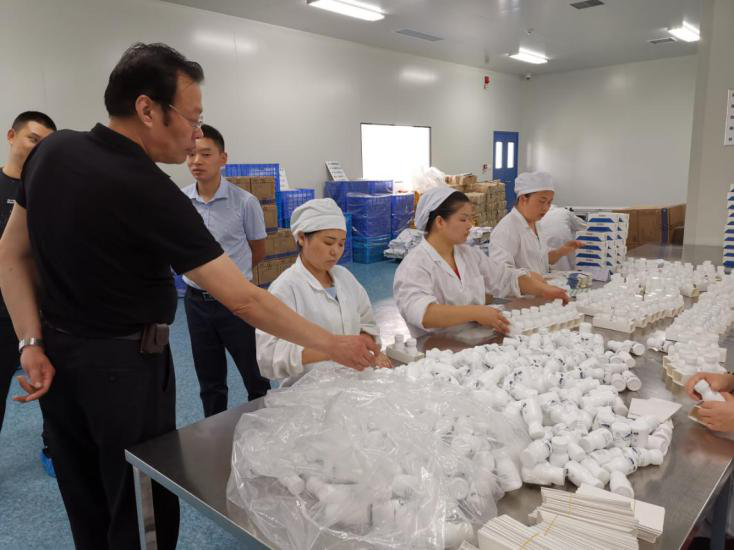 湖北銘泰健康科學(xué)有限公司考察“克高源”加工廠